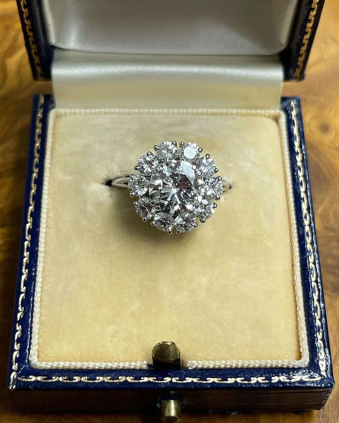 Ishy Antiques — photo 2