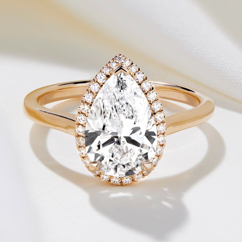 Lab_pear_diamond_ring_Oberon_Queensmith