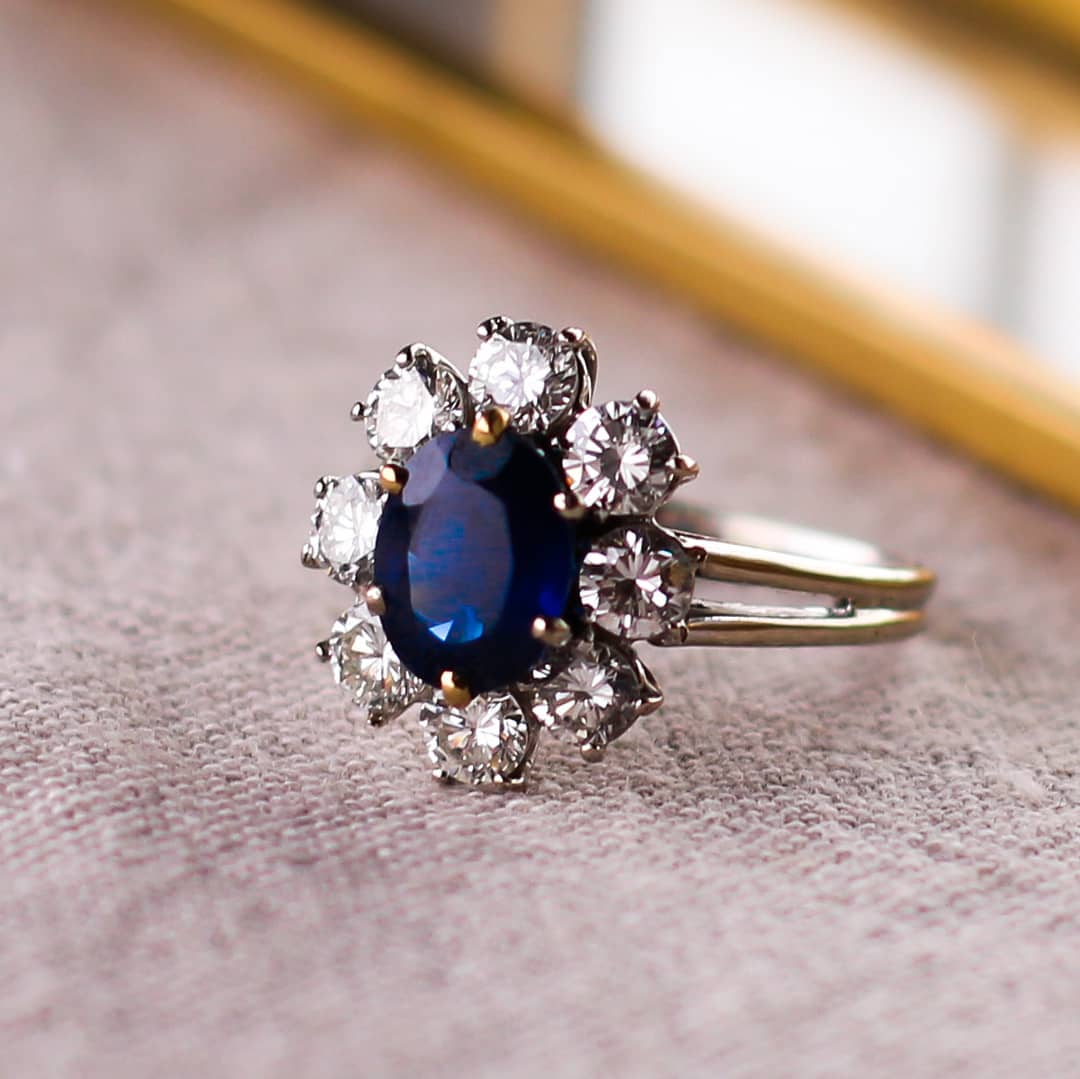 The Vintage Jeweller