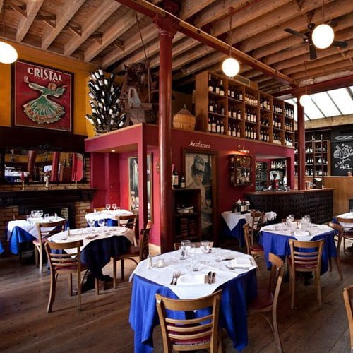 bleeding-heart-restaurant-inside