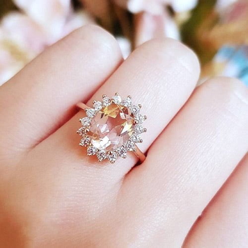 colored-engagement-ring