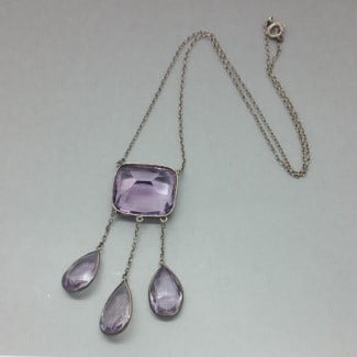 vintage jewellery