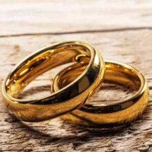 The polished wedding band