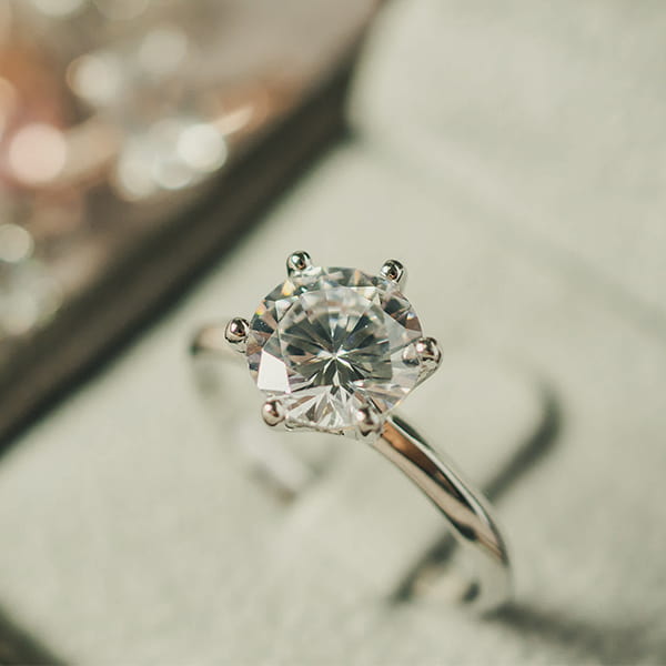 solitaire diamond ring