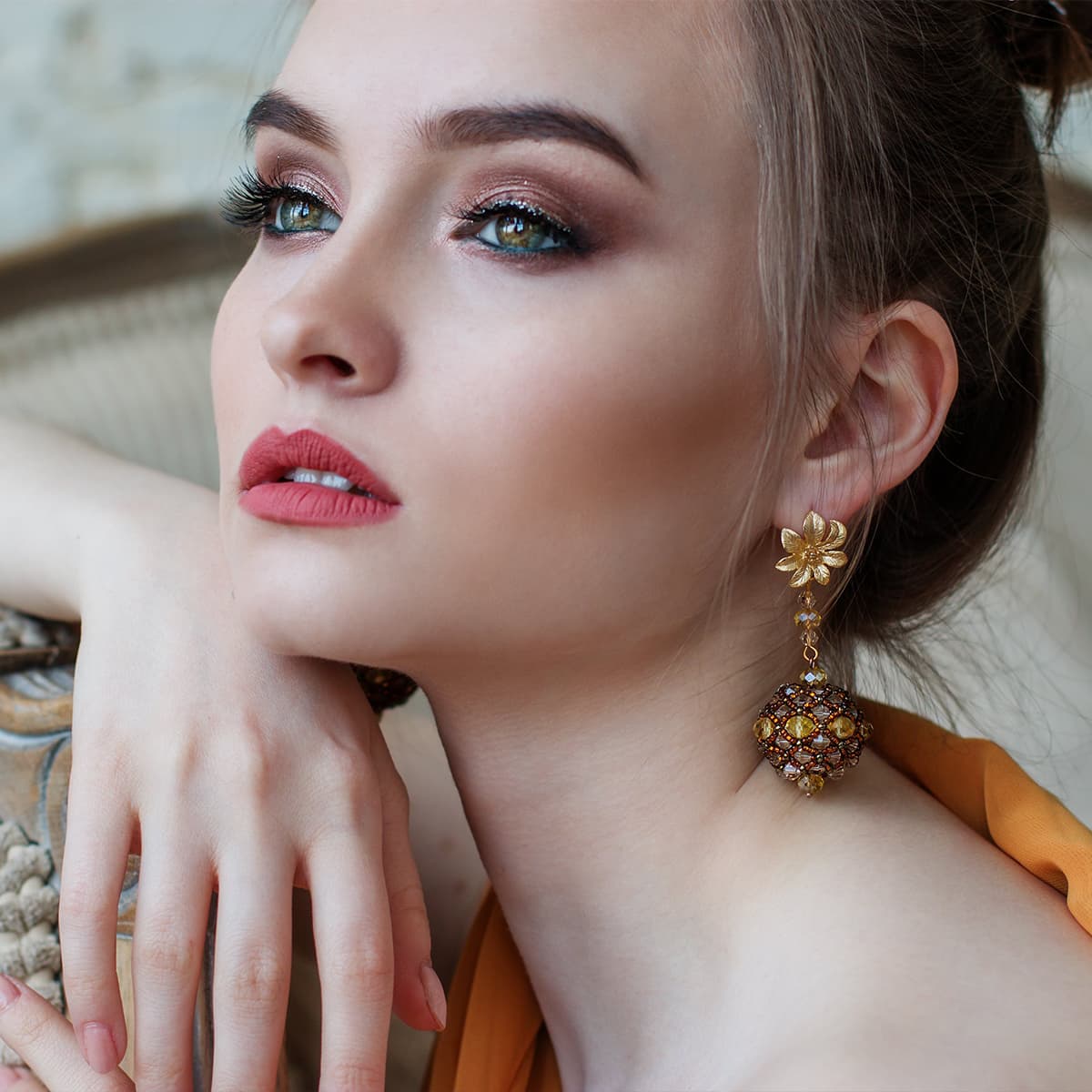 Elegant jewellery
