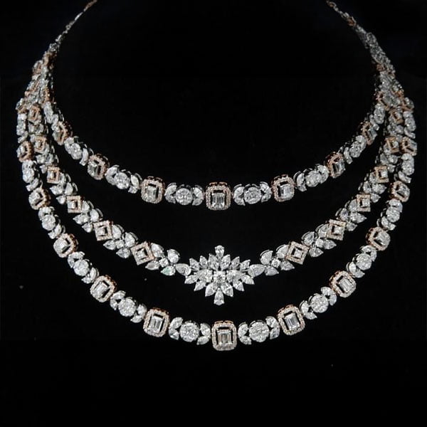 The Value of Beauty: Investing in Jewellery and Real Estate