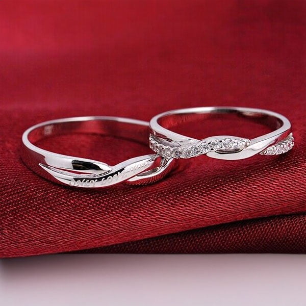 Platinum Rings: Ultimate Love Symbol