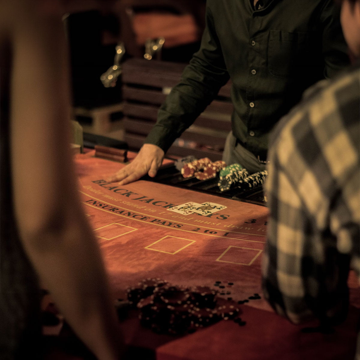 How to Coordinate Your Jewelry with Casino-Themed Events
