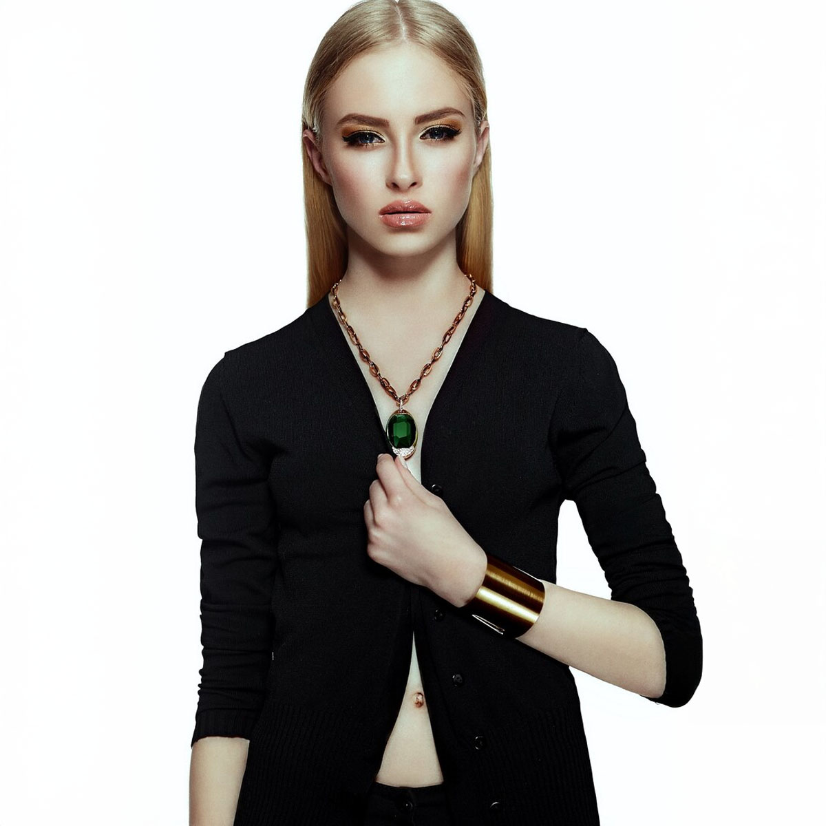 gambling and jewellery connection, luxury casino rewards, high-stakes jewellery betting