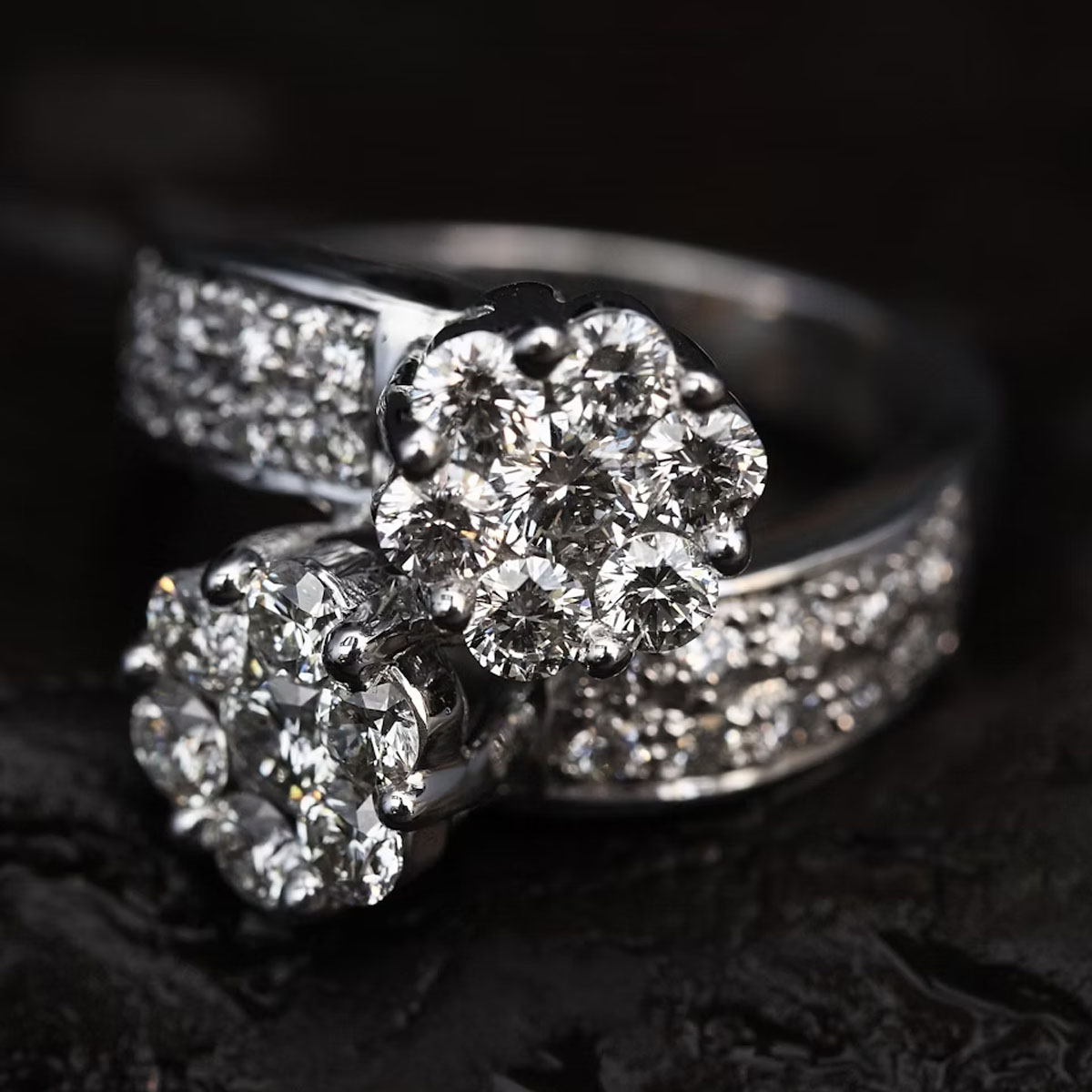 royal jewellers, British Crown Jewels, bespoke royal jewellery