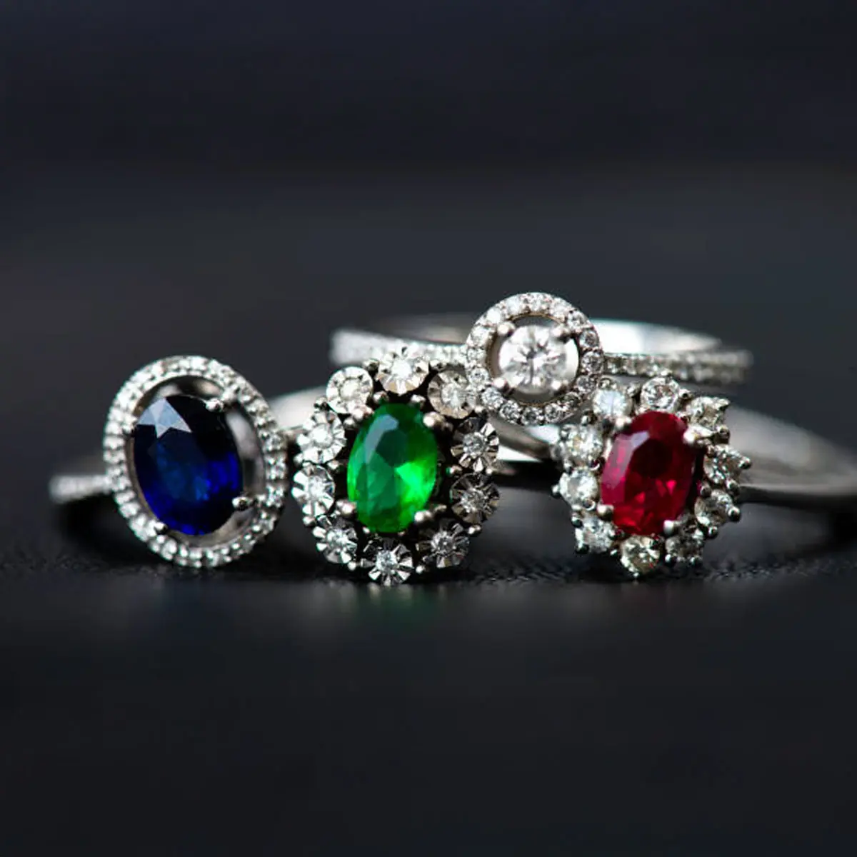 Dimond Color Shild Diamond Colour Chart Guides UK Buyers To Confident Choices | Hatton ...