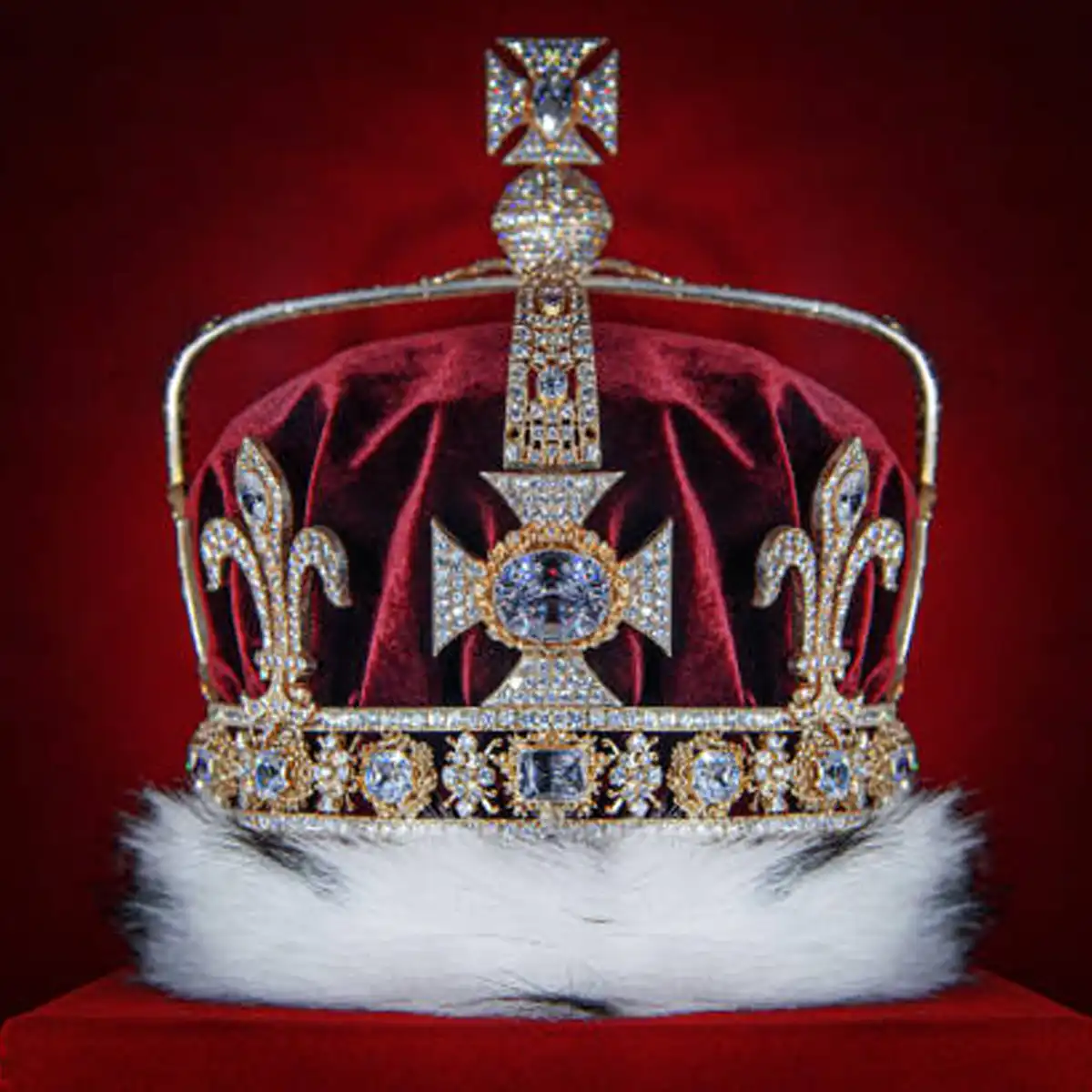 British Crown Jewels value, Crown Jewels worth, priceless royal gems