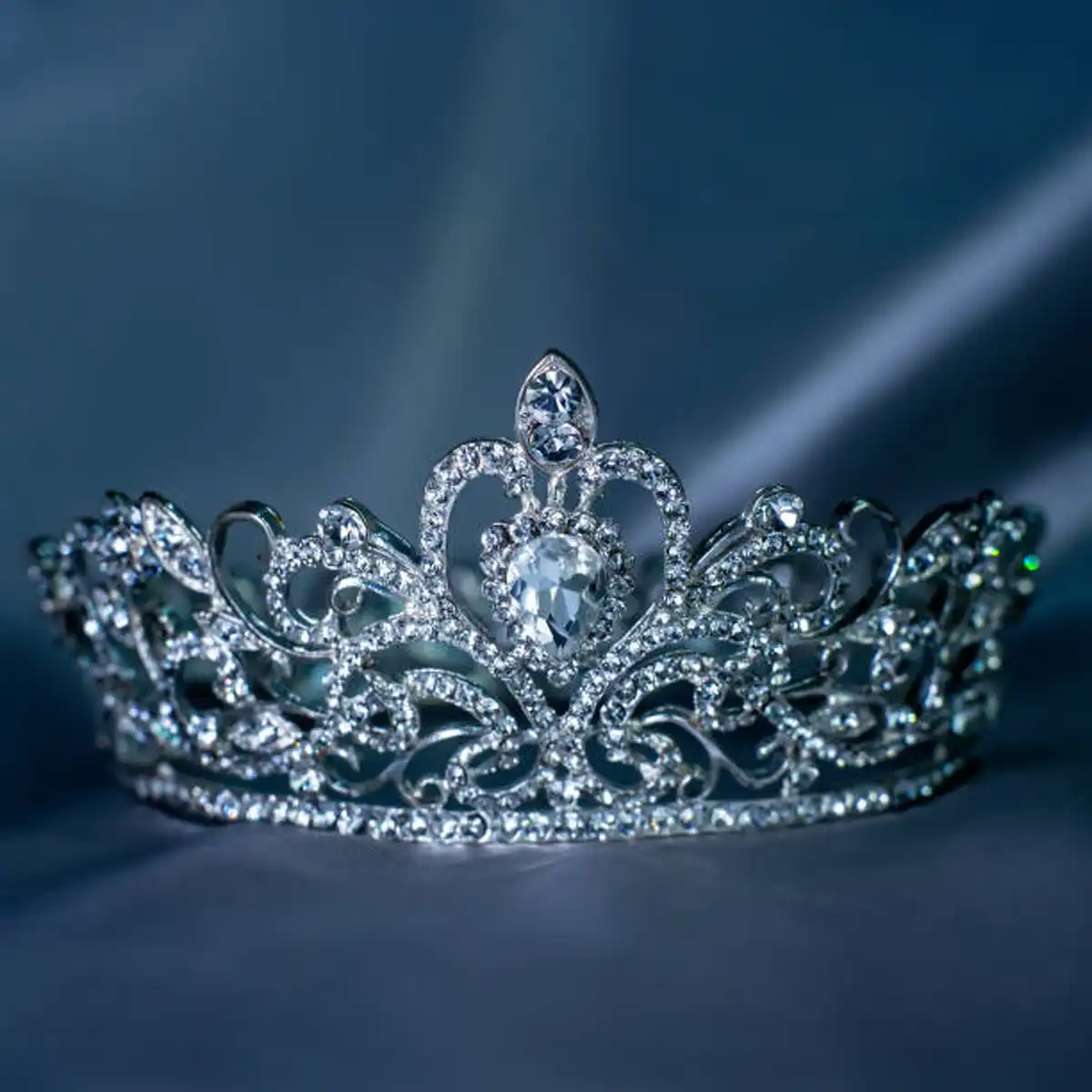 British Crown Jewels value, Crown Jewels worth, priceless royal gems