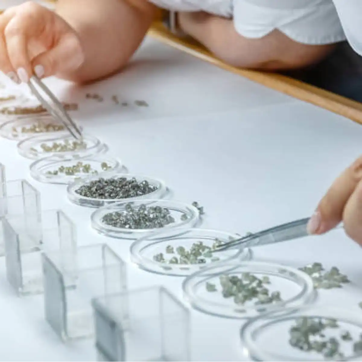 lab-grown diamonds, Hatton Garden, engagement rings