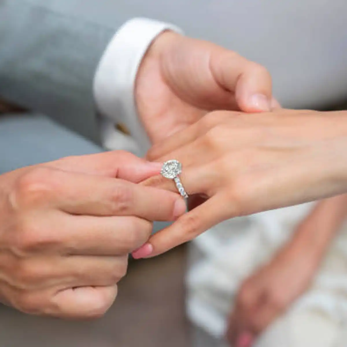 engagement rings, hatton garden, diamond setting, 